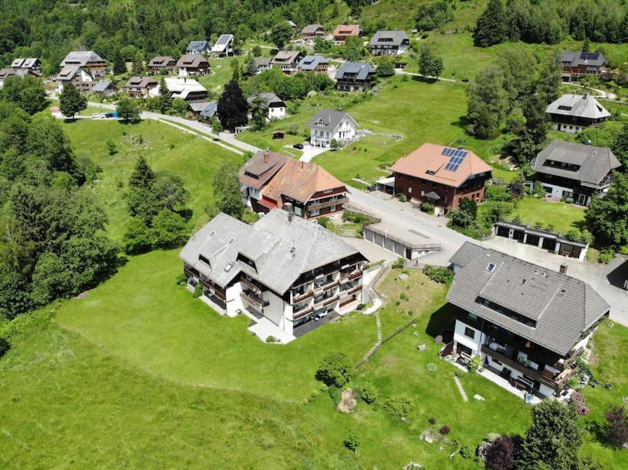 Schwarzwald Loft Menzenschwand Apartment Exterior photo